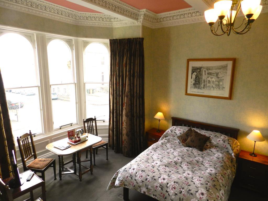 Balmoral Guesthouse Edinburgh Bagian luar foto